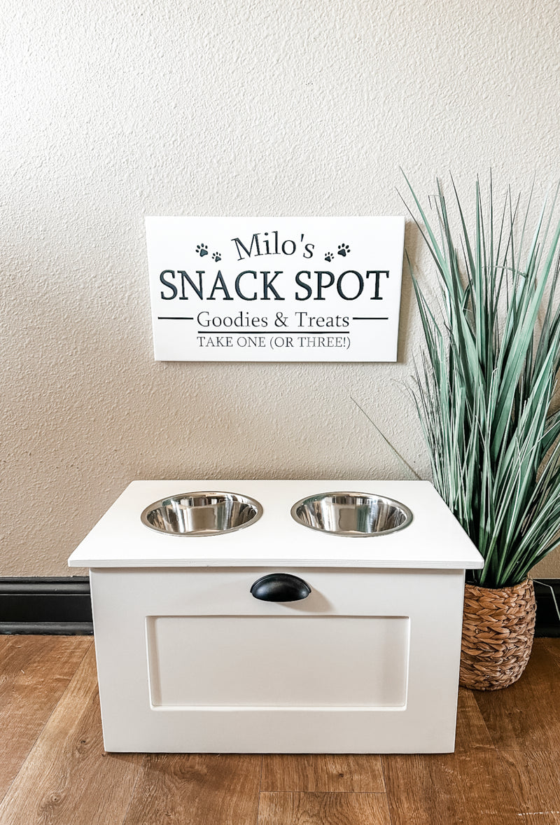 Personalized snack spot sign