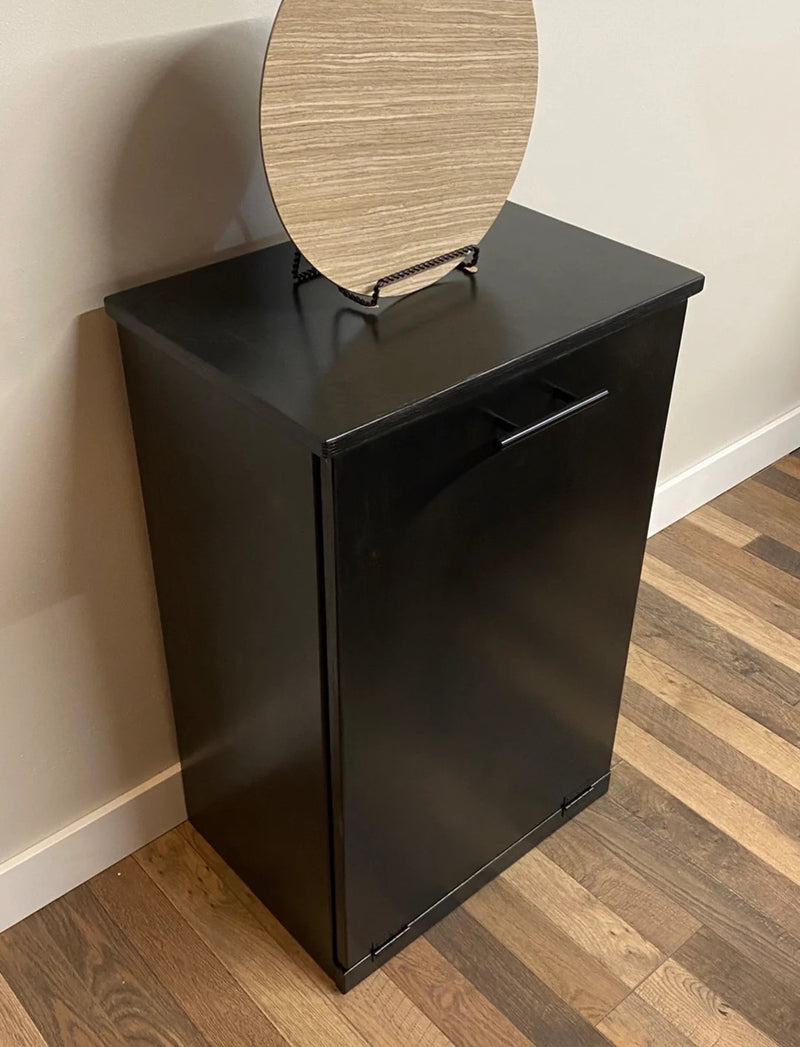 Sinclair in black stain