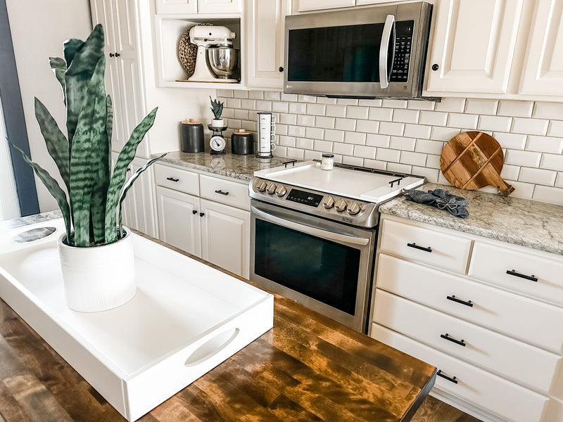 Counter organizer tray