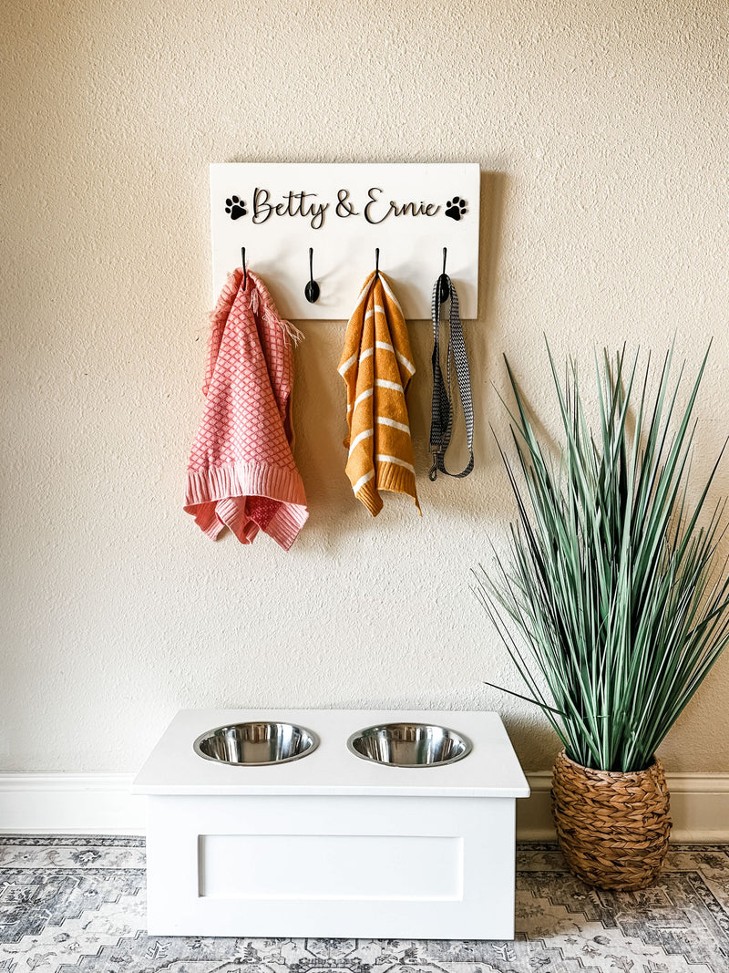 personalized dog leash sign