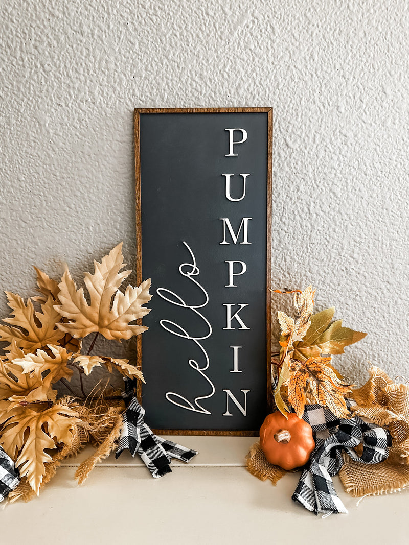 Hello pumpkin wall sign