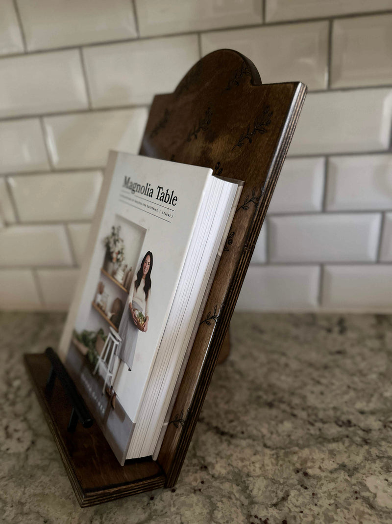 floral repeating pattern style cookbook holder