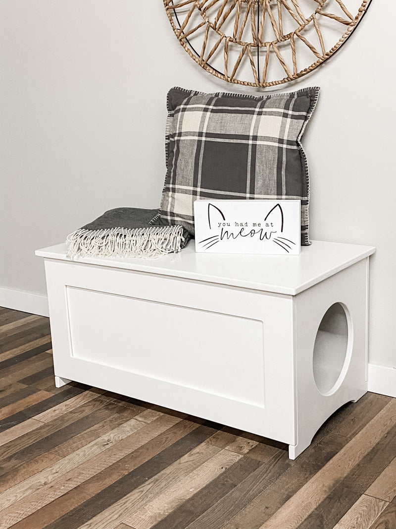 Hidden litter box in white with a flat panel