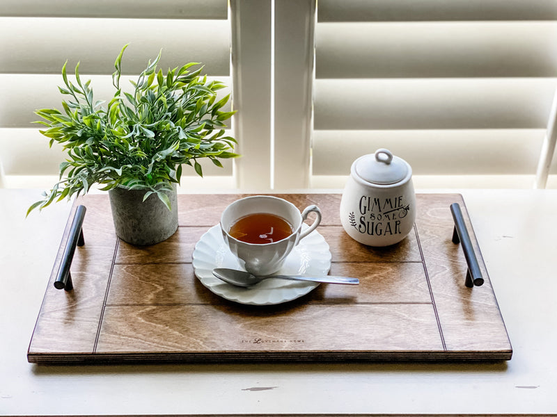 Warm brown serving tray with breadboard motif