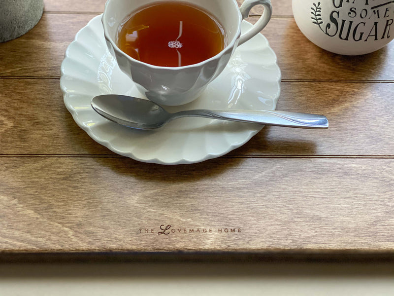 Warm brown serving tray with breadboard motif