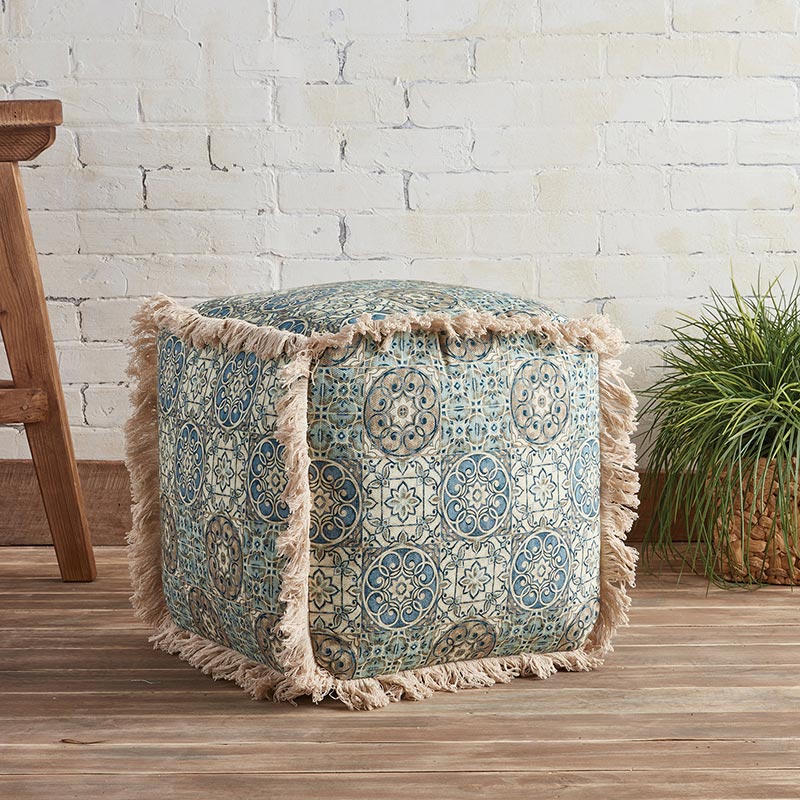 poufs