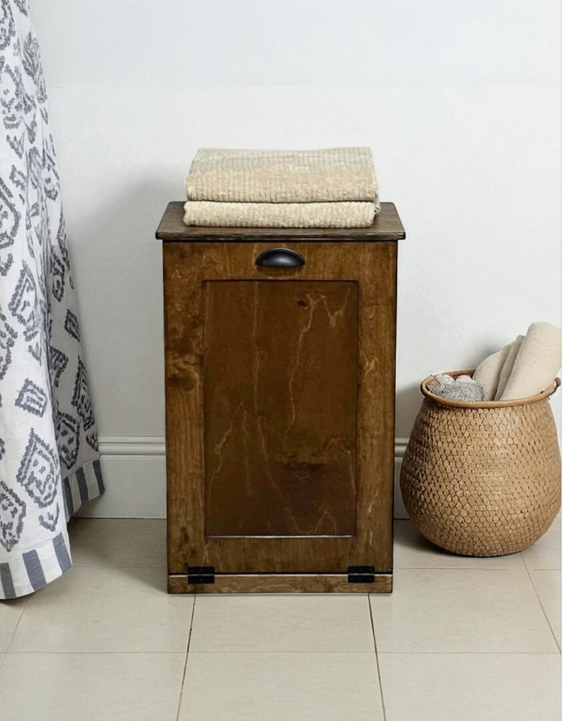 Sinclair Laundry in Warm Brown