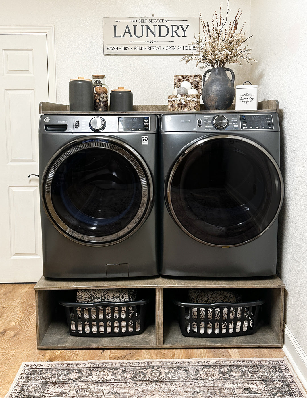 washer and dryer stand