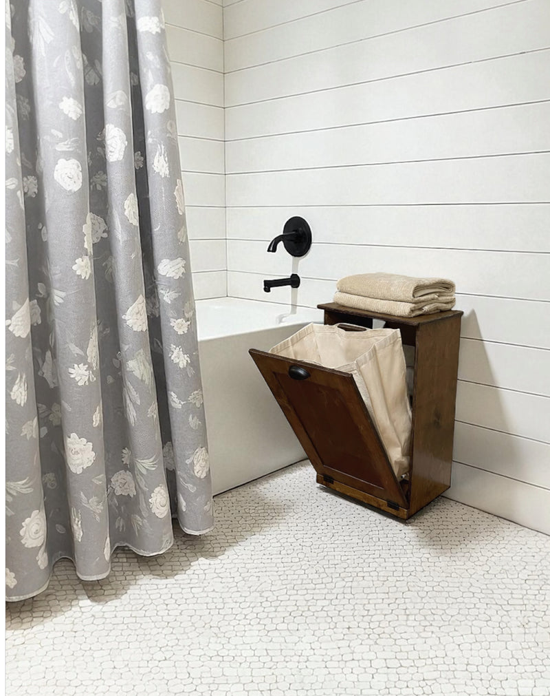Sinclair Laundry in Warm Brown