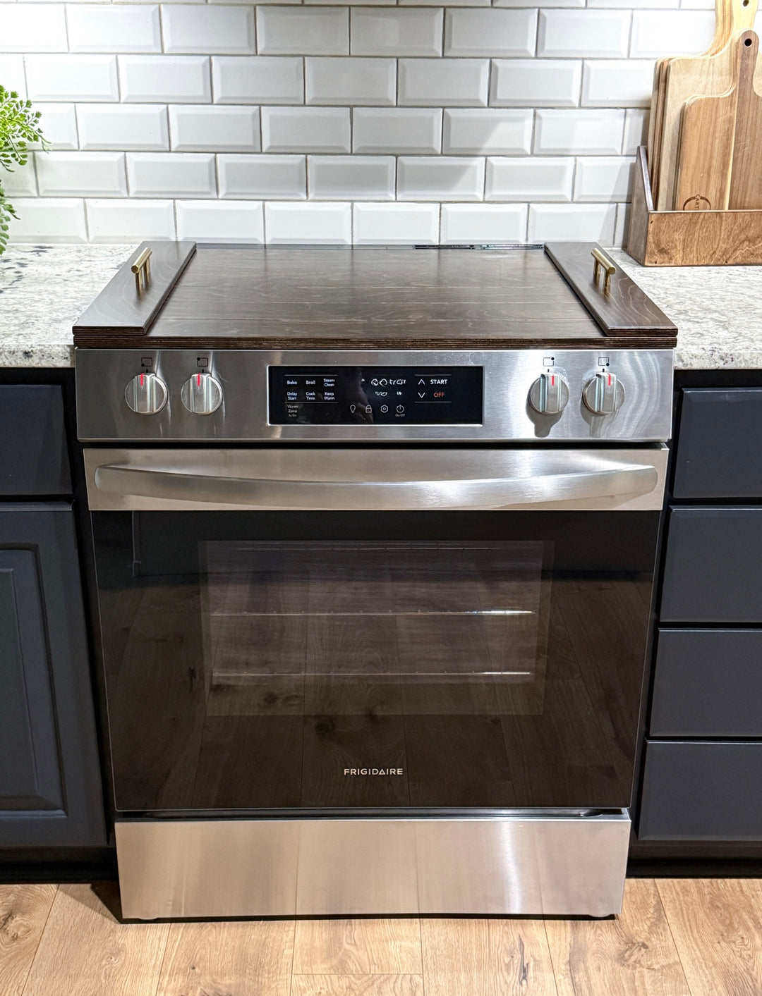 Slatted dark brown stove cover