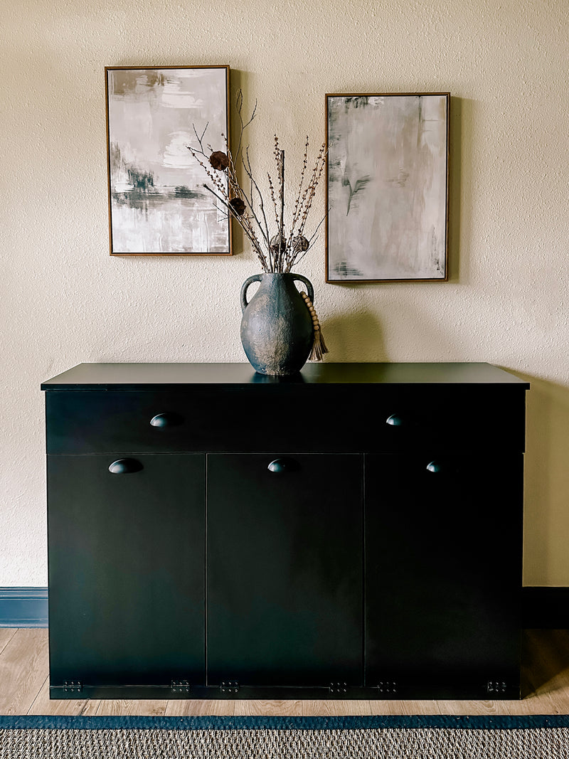 Templeton with a storage drawer in black