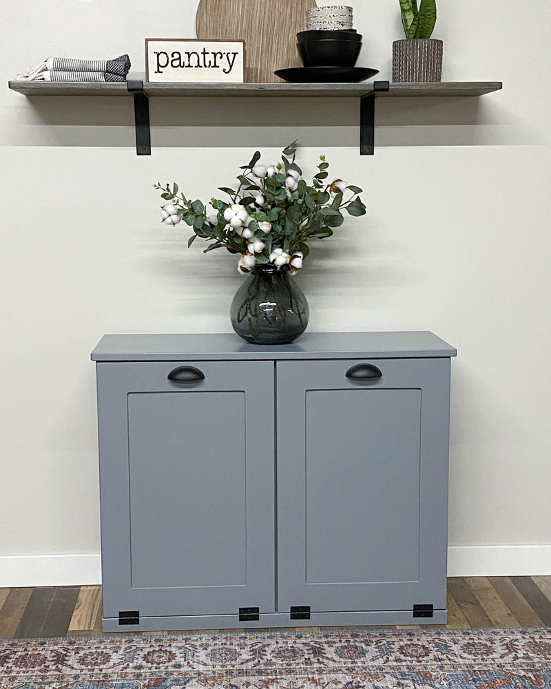 Dashwood in dark gray