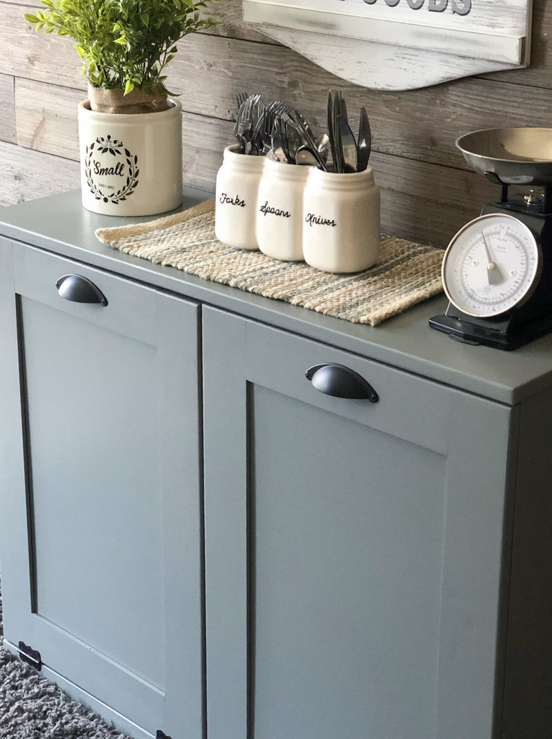 Dashwood in dark gray