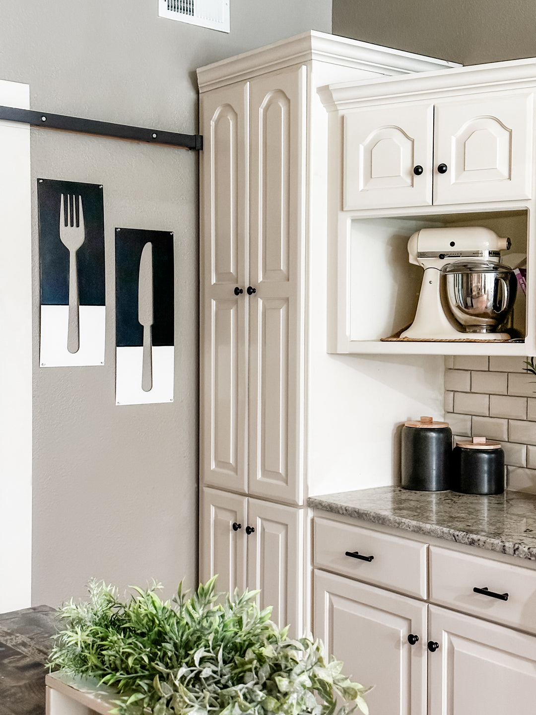 Black &amp; white fork, spoon, and knife wood wall decor set