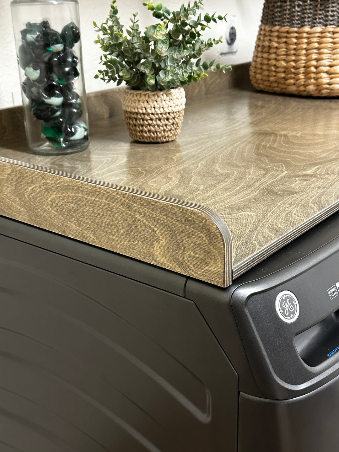 washer and dryer topper