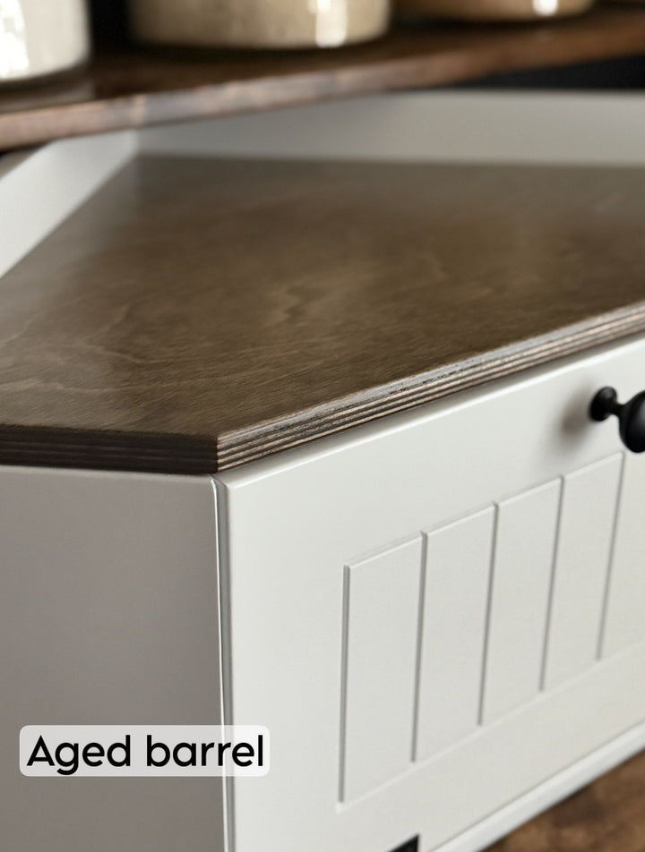 Bread box in white