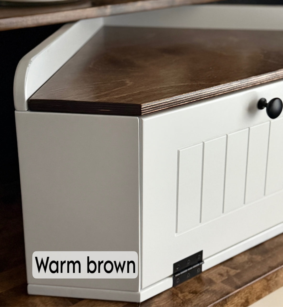 Bread box in white