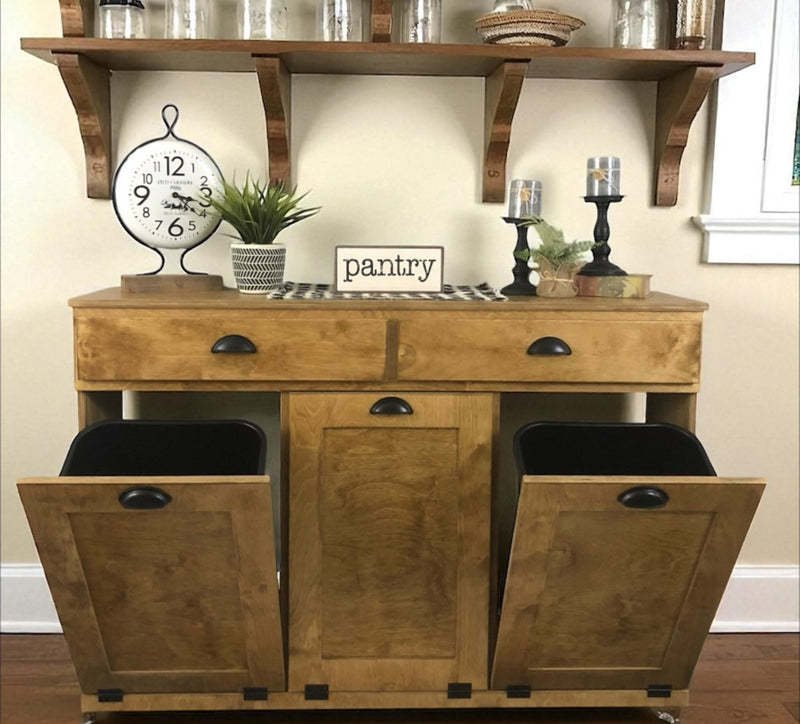 Templeton with storage drawer in wood - golden oak stain