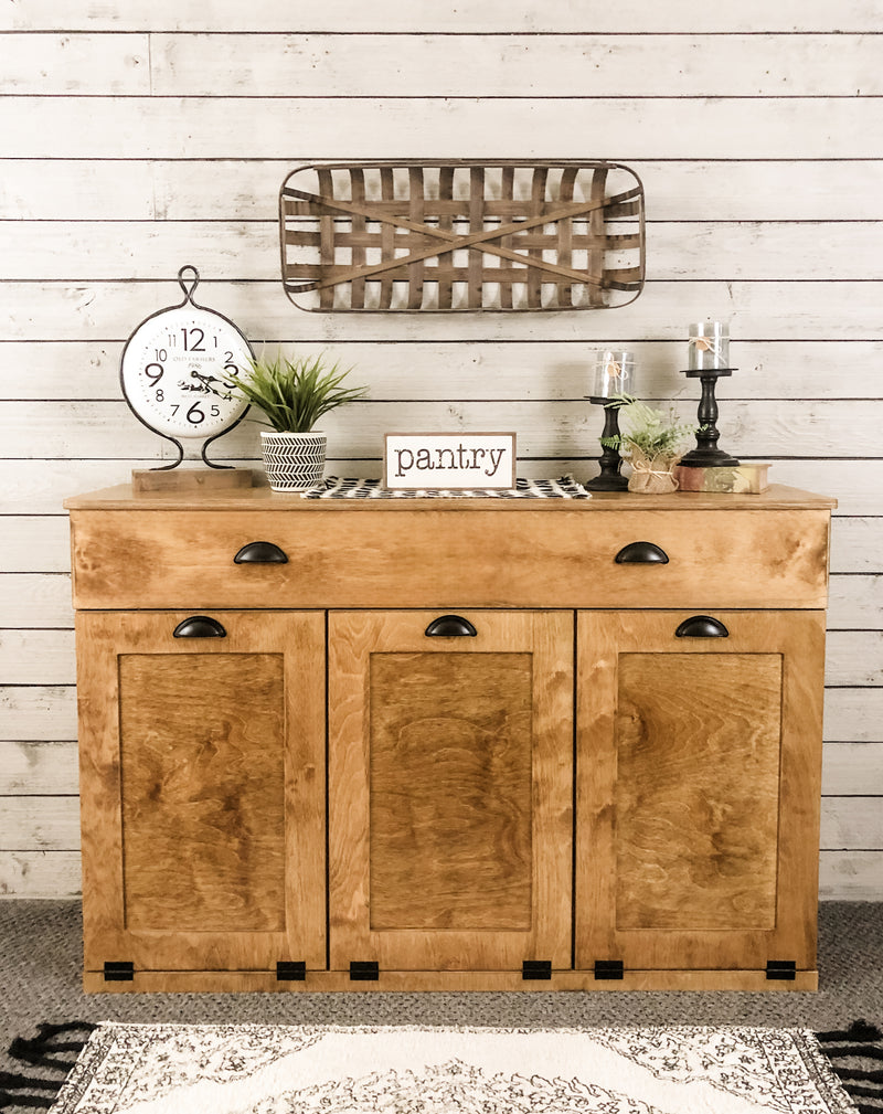 Templeton with storage drawer in wood - golden oak stain