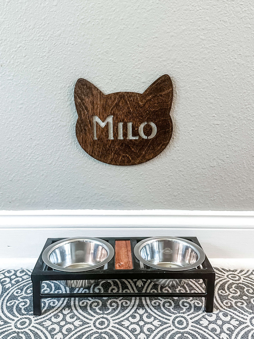 Cat name sign