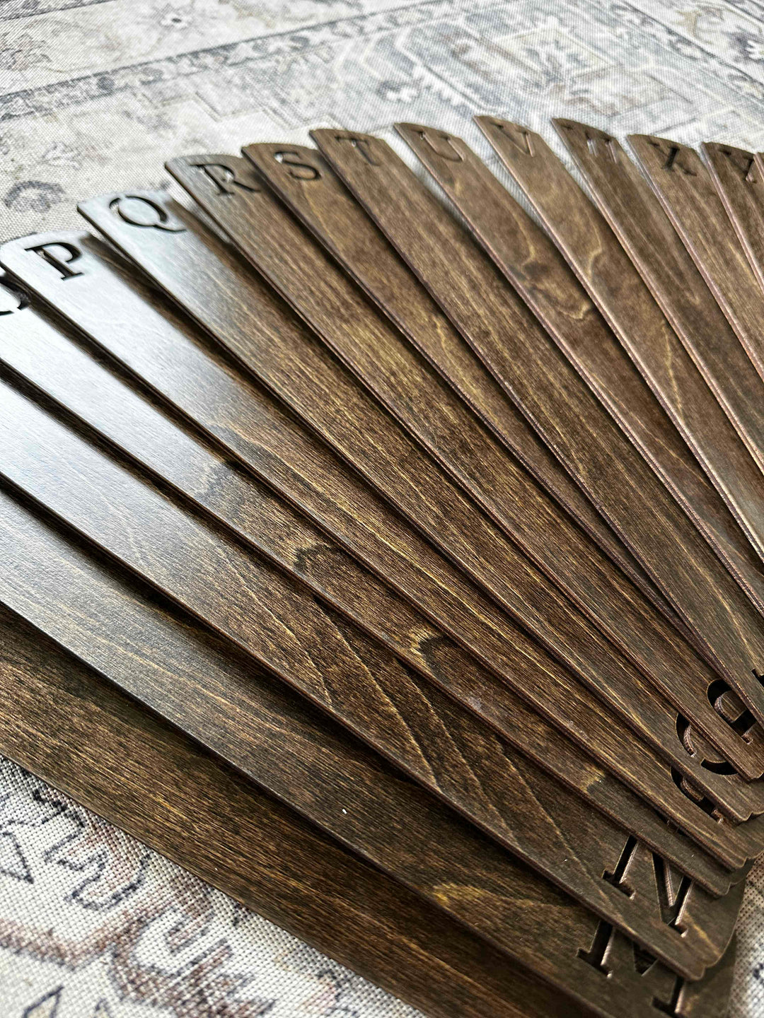 Alphabetical vinyl record divider set in dark brown – The LoveMade