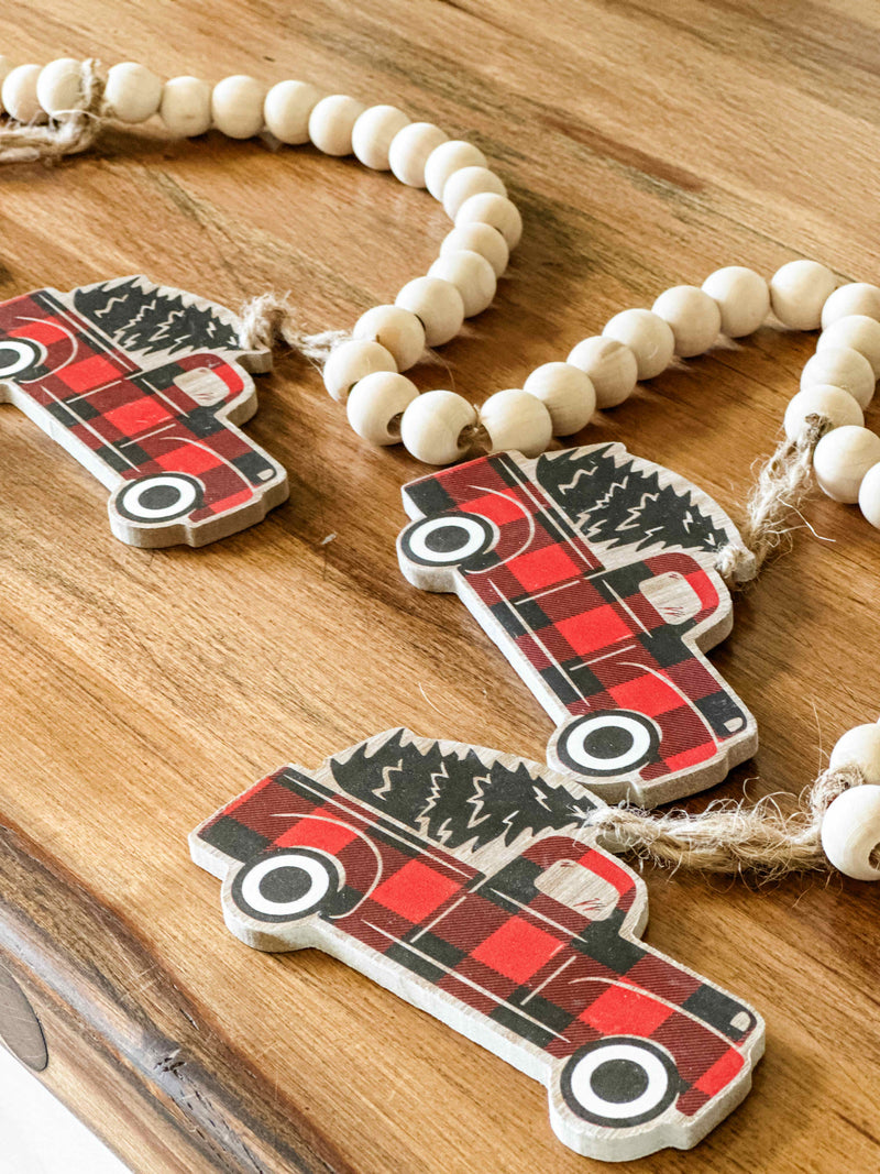 Wooden red buffalo check truck beaded garland set