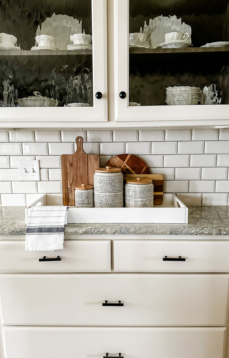 Counter organizer tray