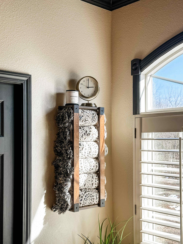 Towel rack