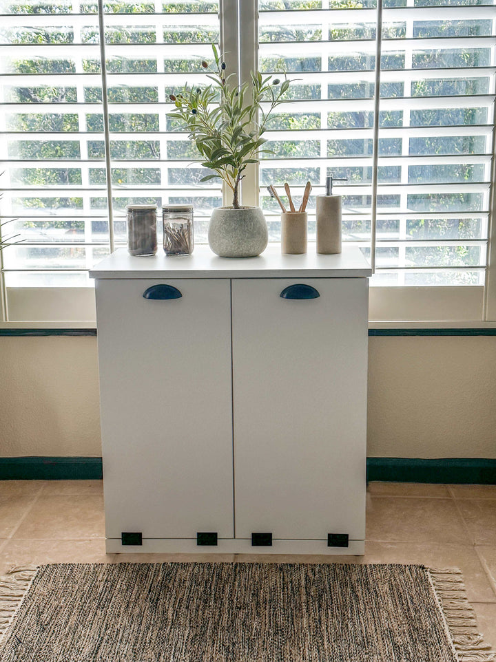 Barlow slim laundry in white modern doors