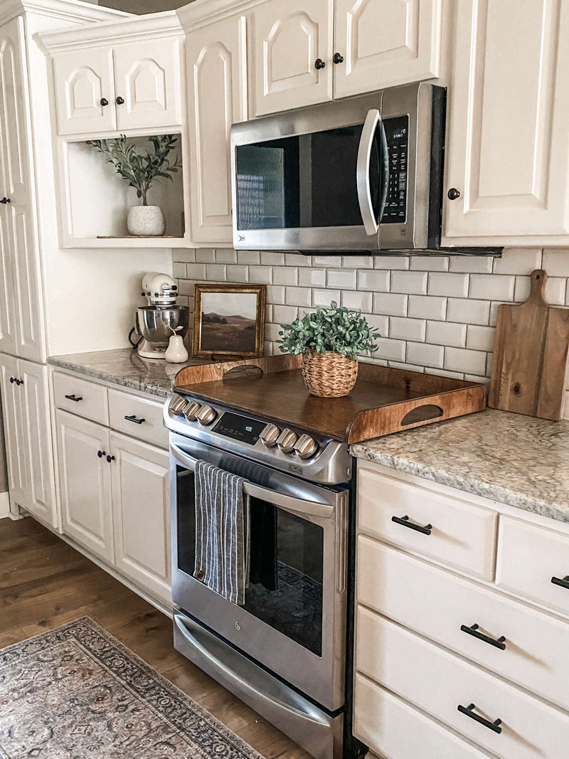 Clean and simple warm brown stove cover with raised edge