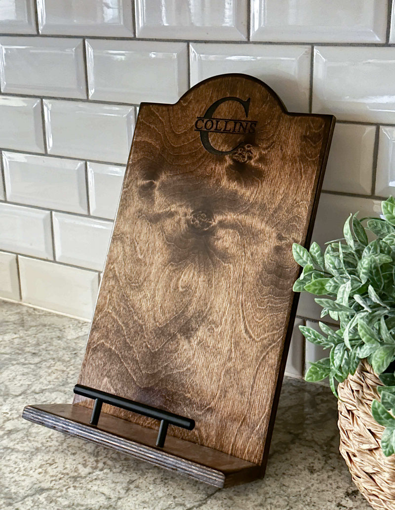 Initial style cookbook holder