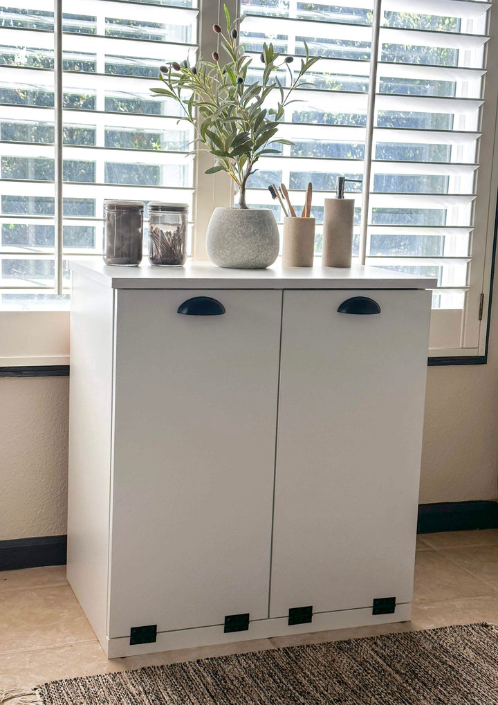 Barlow slim laundry in white modern doors