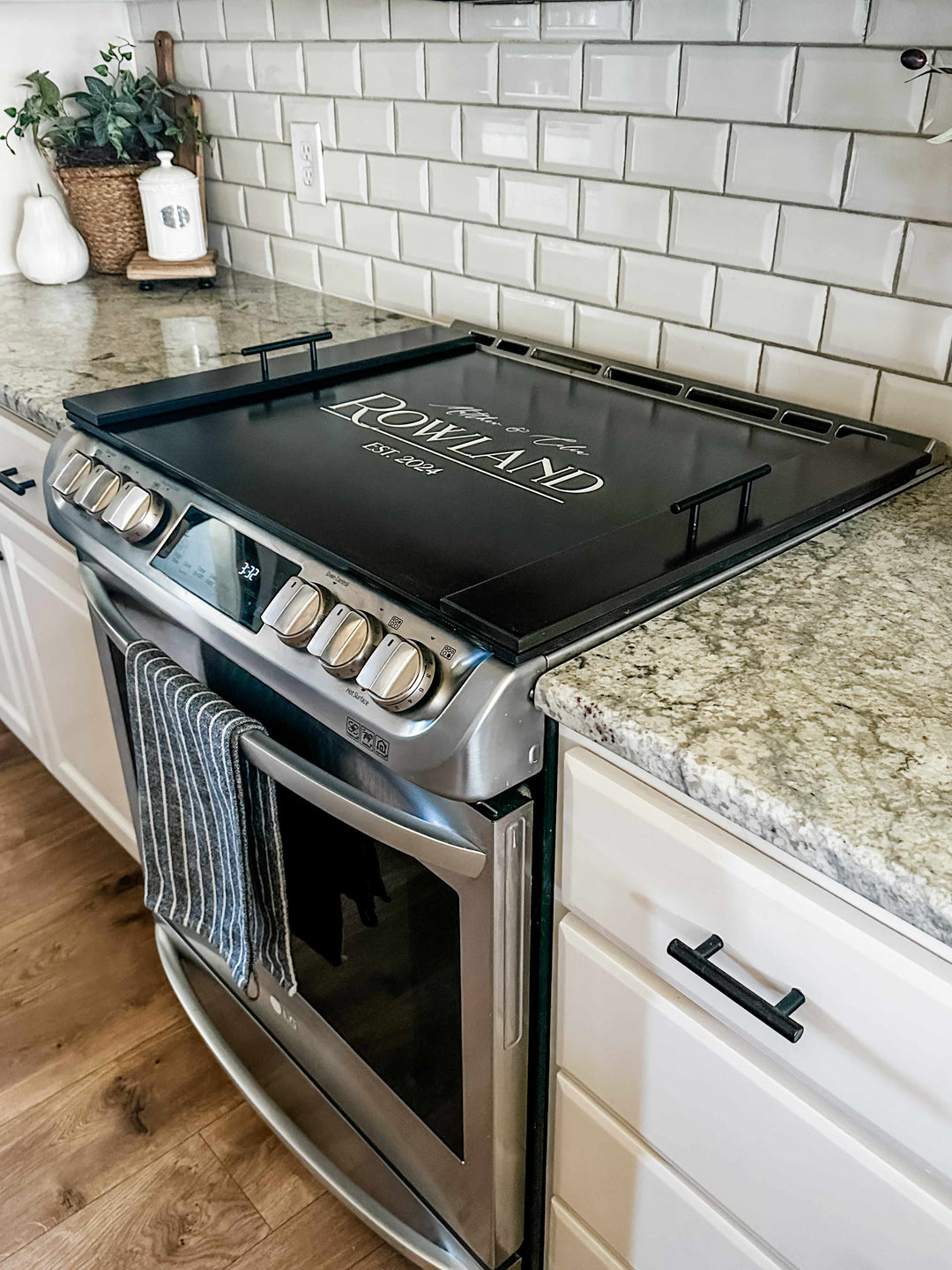 Personalized family name stove cover, Black "Rowland"