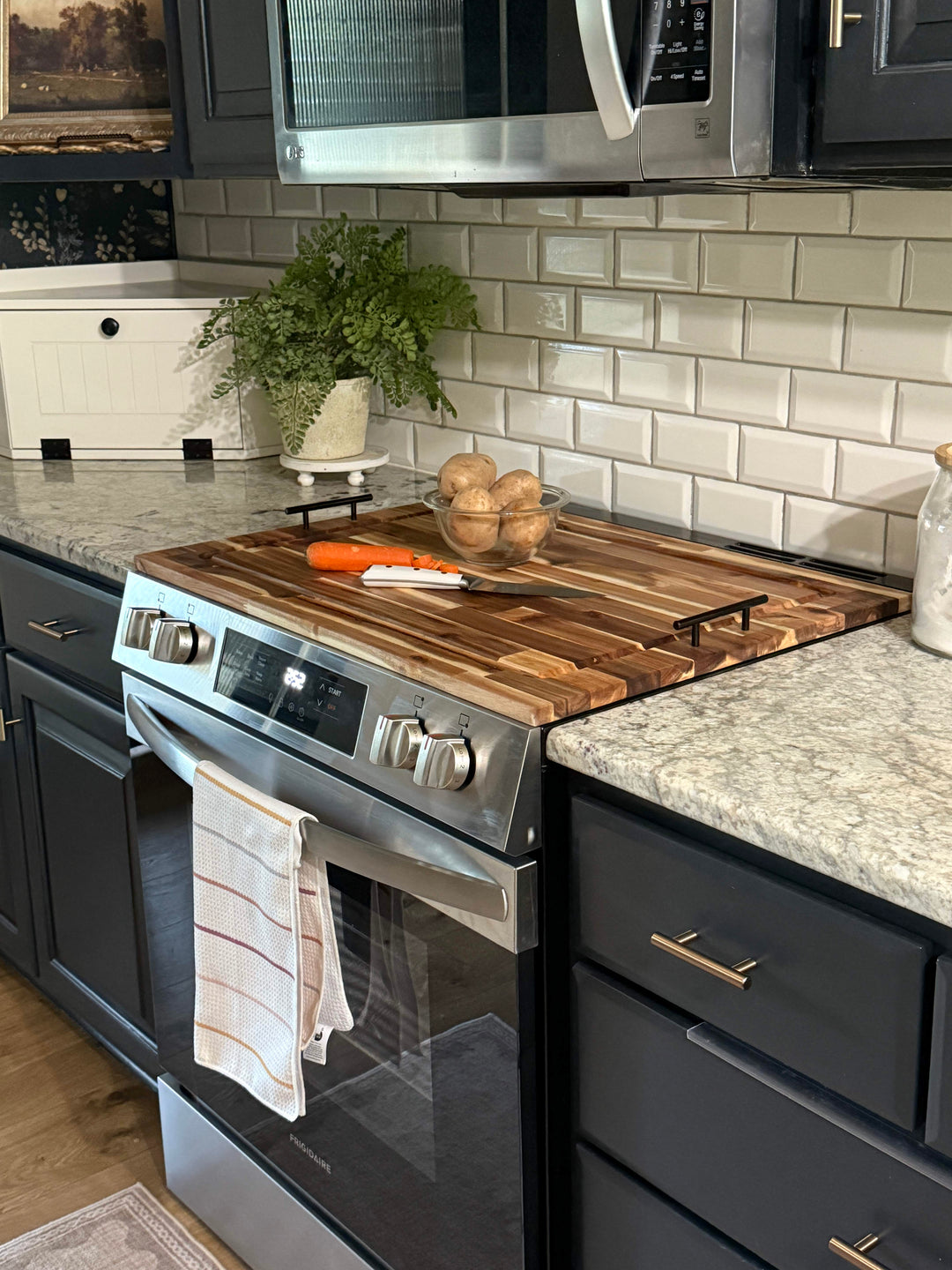 Cutting board stove cover