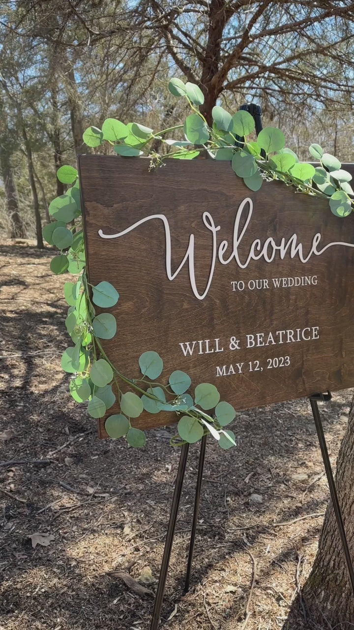 Personalized "welcome to our wedding" sign in print