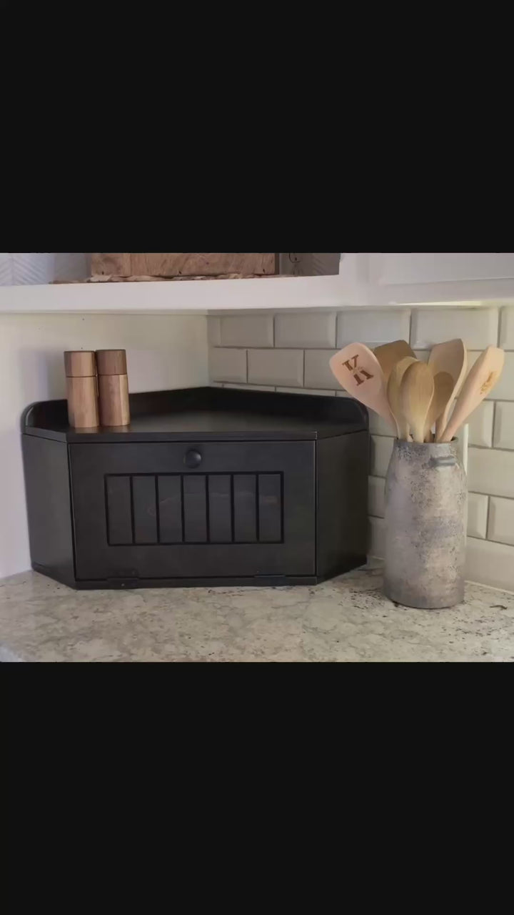Bread box in black stain