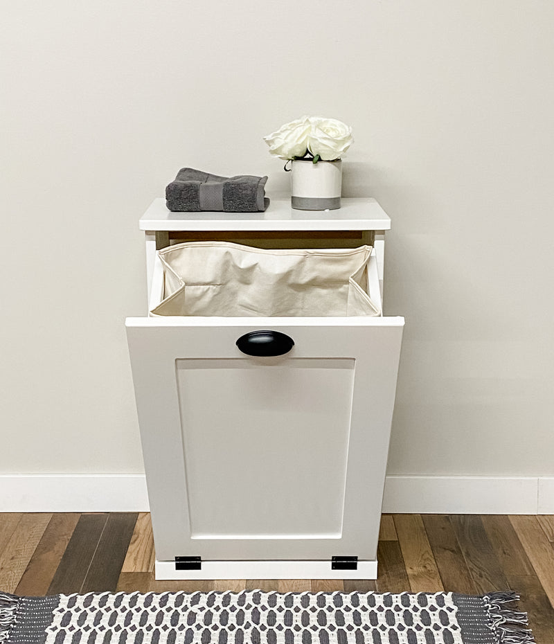 Sinclair Laundry in White with a Dark Brown Stain Top