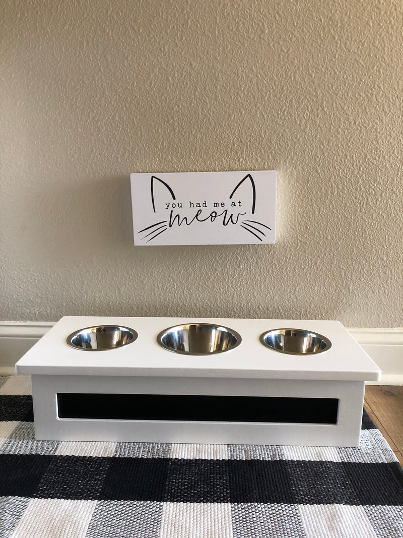 Three Bowl Small Size Elevated Pet Feeder in White with a Chalkboard Front (W-chalk | 3 bowl 4”)