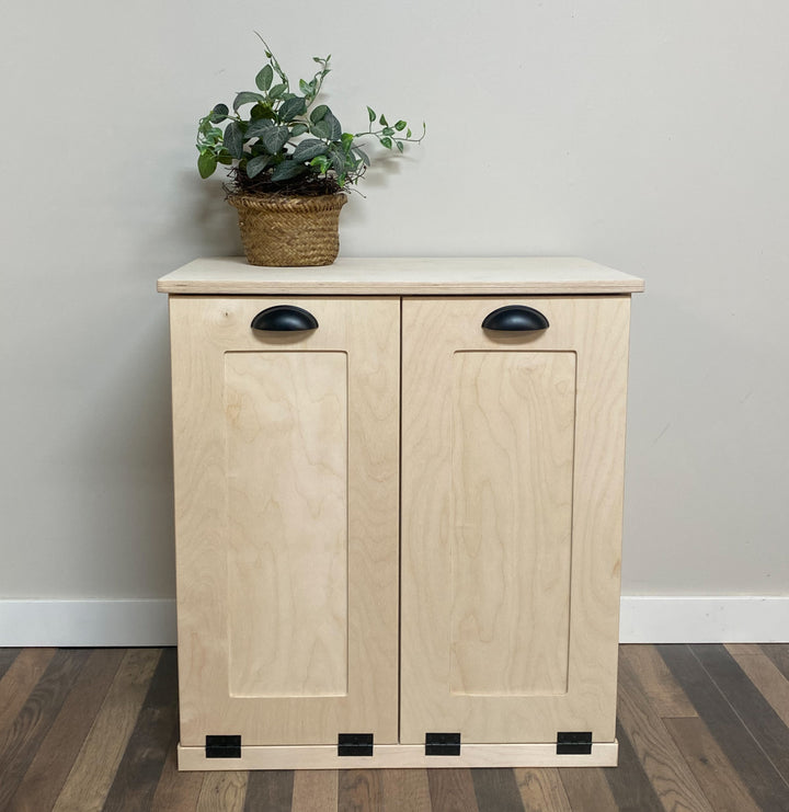 Barlow in bare wood