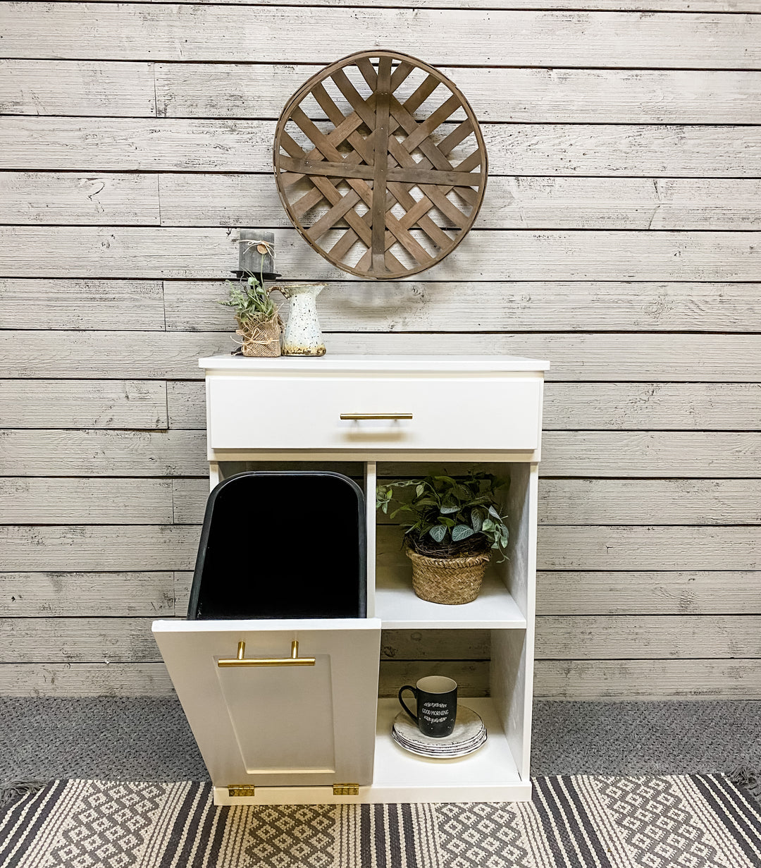 Barlow with a storage drawer and open shelving in white