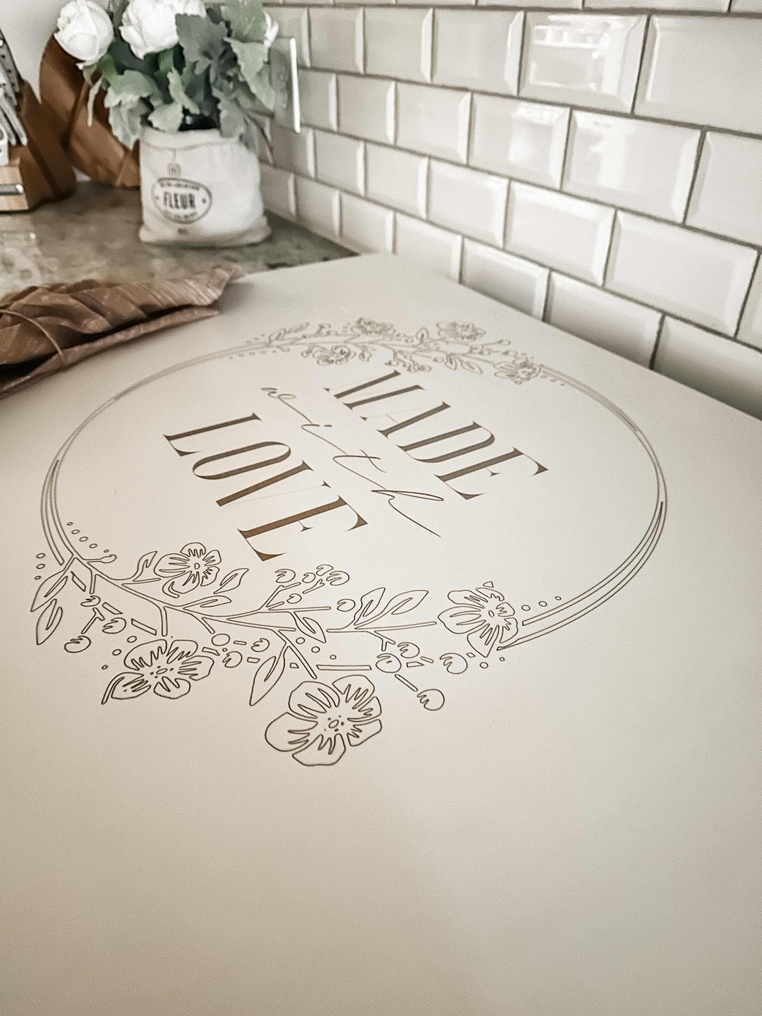 "Made with love" stove cover, ivory distressed