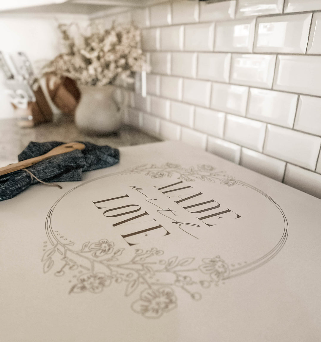"Made with love" stove cover, ivory distressed