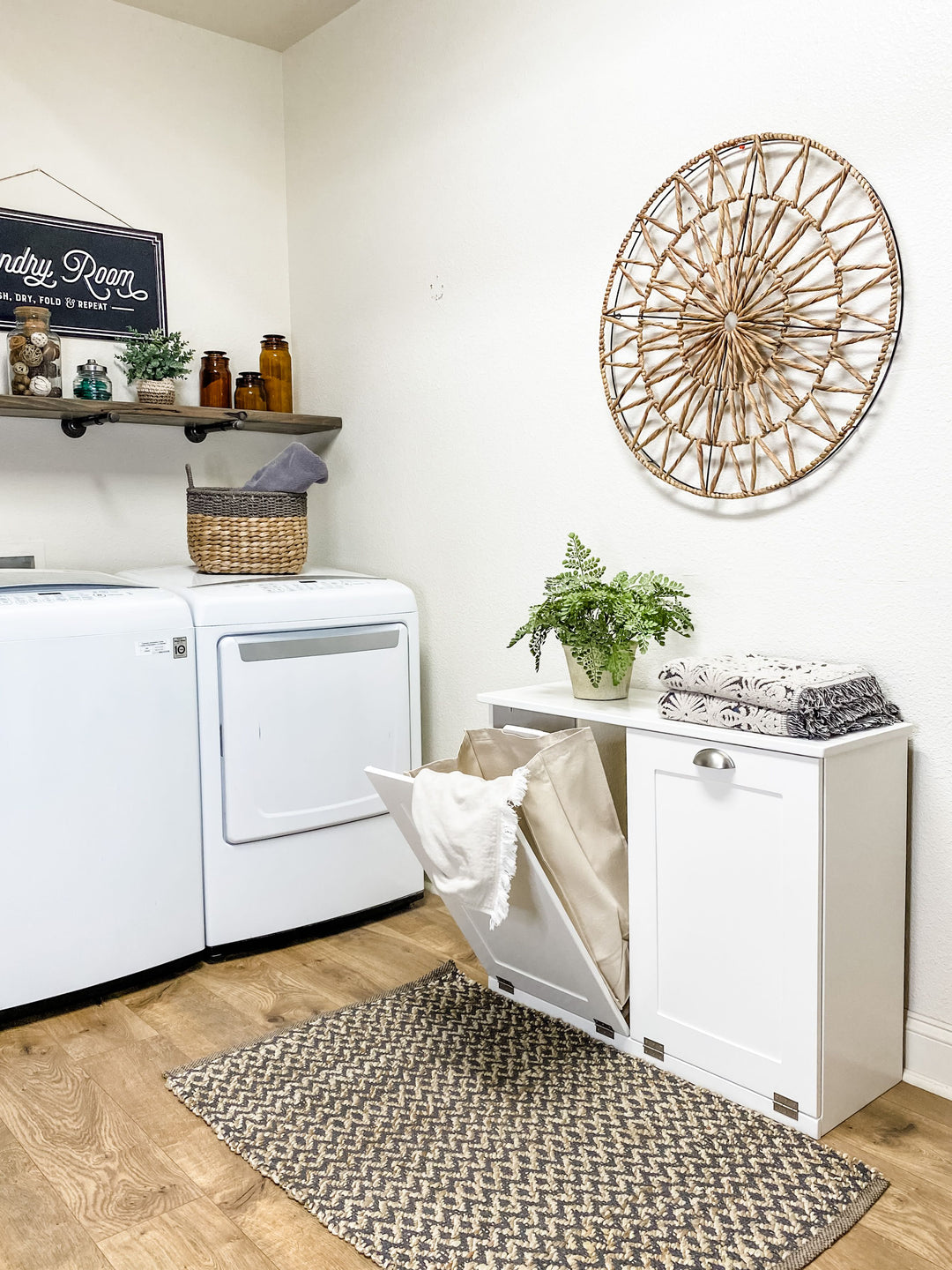 Double laundry cabinet in white - handmade