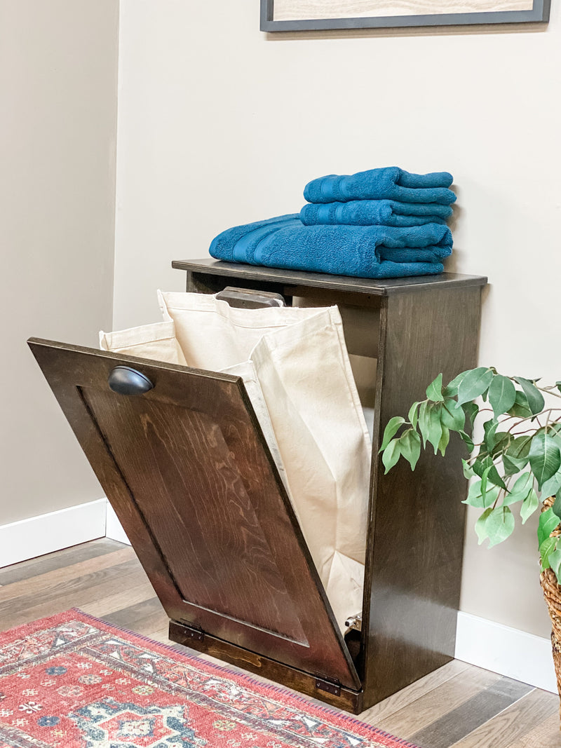 Sinclair Laundry in Dark Brown Flat Front